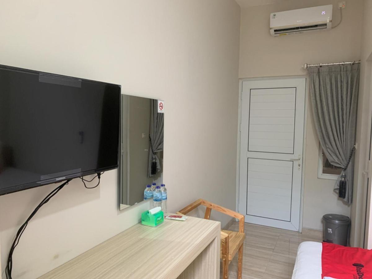 Reddoorz Near Alun Alun Purbalingga Hotel Exterior photo